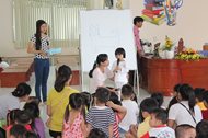 Tổ chức hoạt động đọc sách cho 90 em trường Mầm non Ngôi Sao