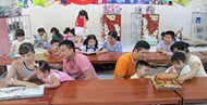 Phát huy truyền thống gia đình Việt Nam để xây dựng thói quen đọc
